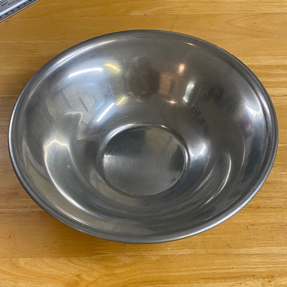Vintage Woodbury Pewterers Apple bowl
